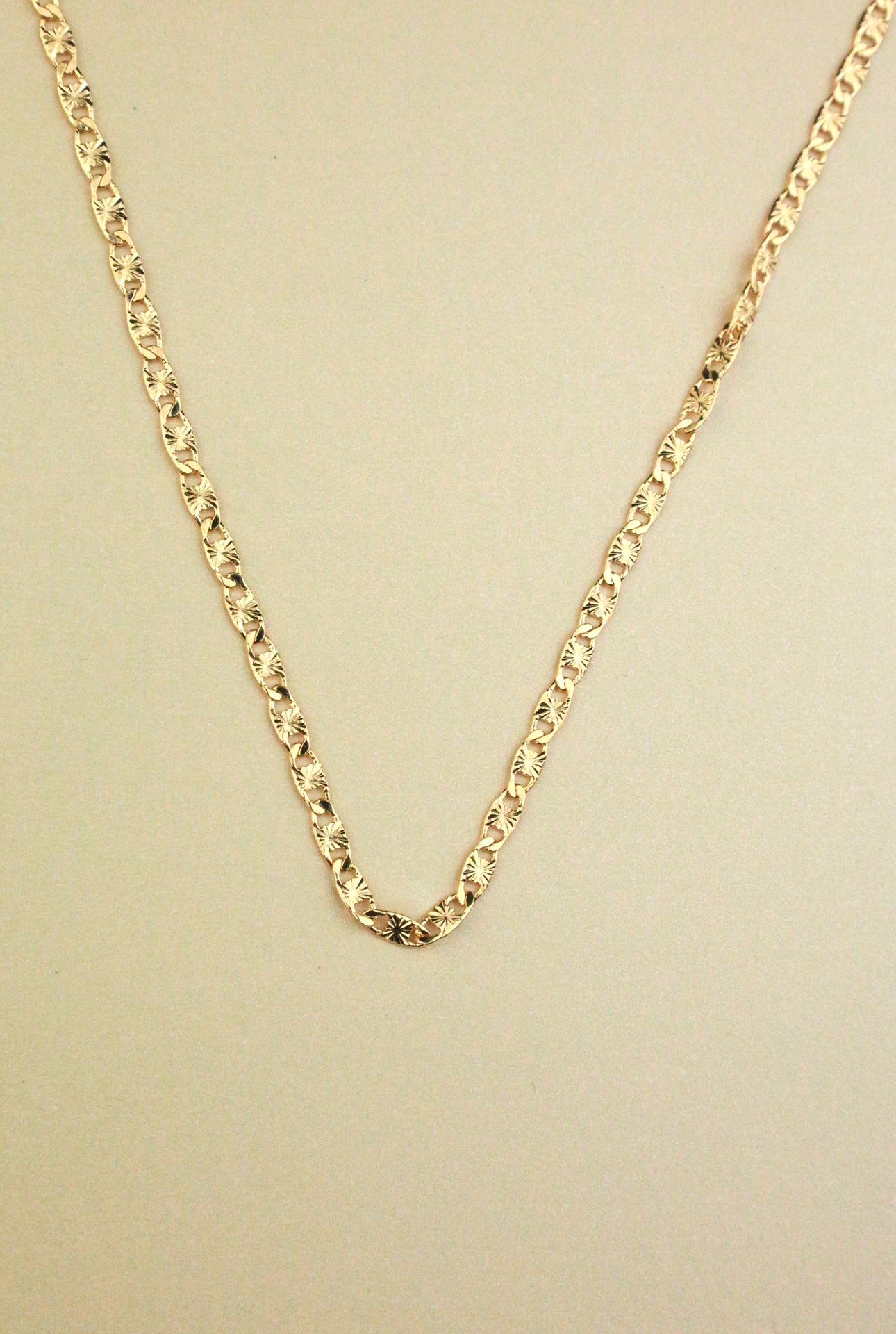 Bellaire necklace in gold