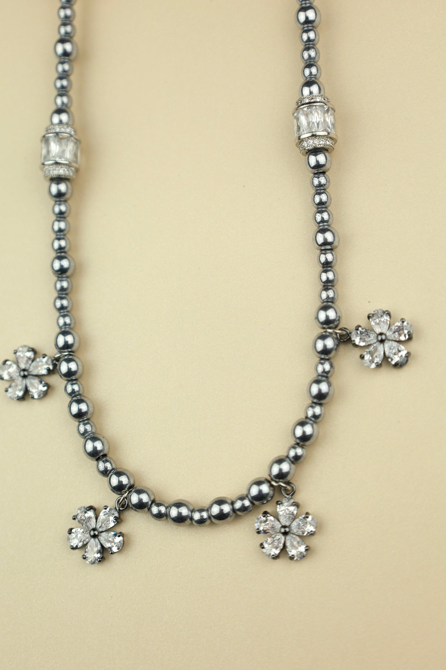 Bloom Beaded Flower Charm necklace (silver)